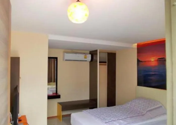 Resort Oyo 271 The Romklao 2*