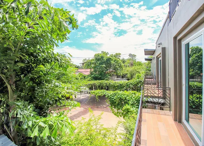 Resort Oyo 271 The Romklao Bangkok